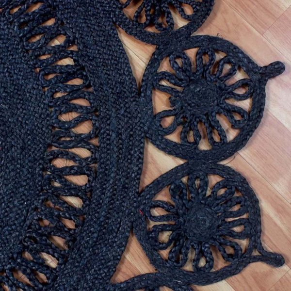 Hand Braided Black Jute Scalloped Round Area Rug - Image 5