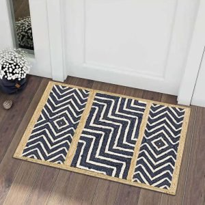 Hand Crafted Geometric Dining Area Jute Rug