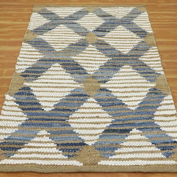 Handmade Geometric Multicolor Bedroom Rug - Image 3