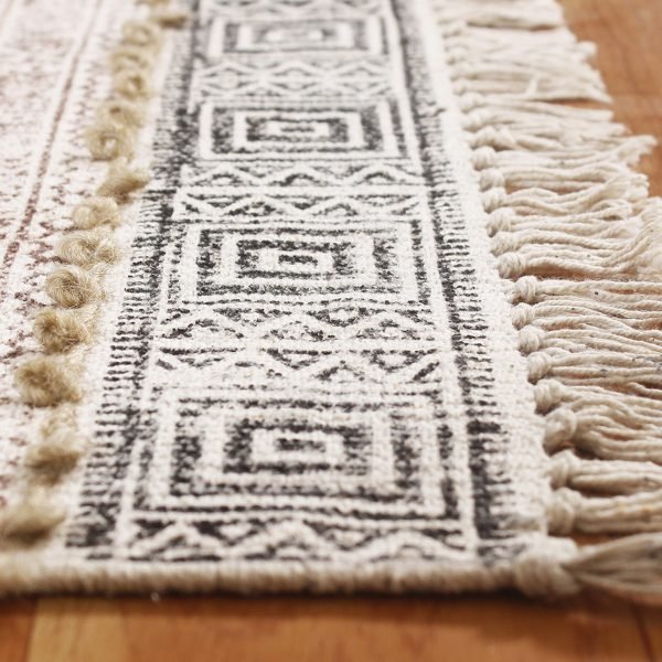 Cotton Handmade Geometric Dining Area Rug - Image 6