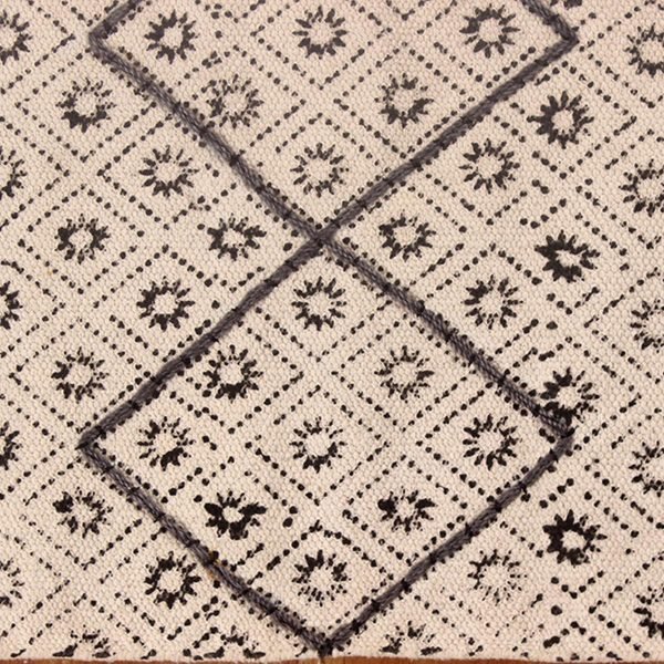 Handmade Cotton Gray Geometric Home Decor Carpet - Image 7