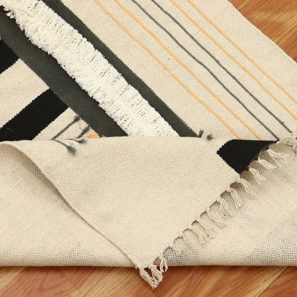 Handmade Cotton Living Room Area Rug - Image 4