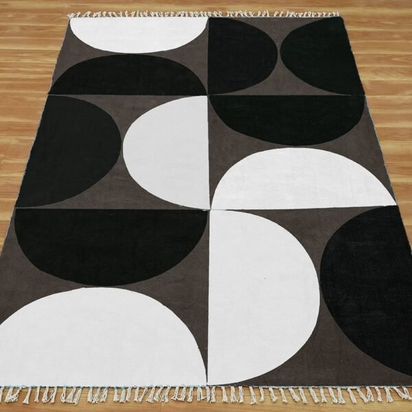 Black and White Handmade Geometric Rug with Cotton - Image 4