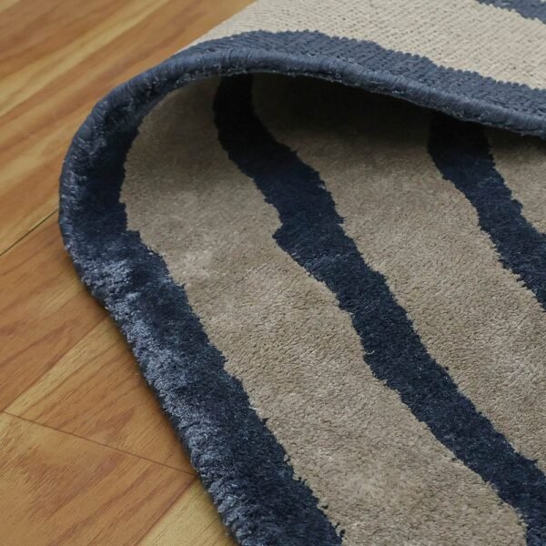 Gray Hand Tufted Irregular Silk Rug - Image 4