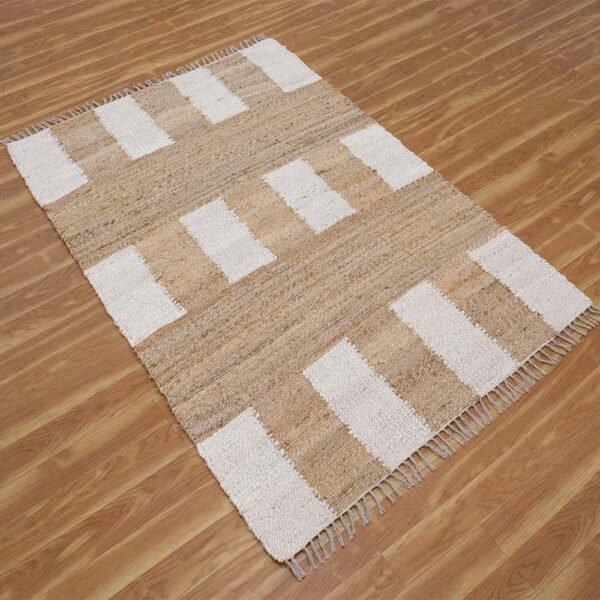 Hand Woven Jute Beige 4x6 Area Rug - Image 3