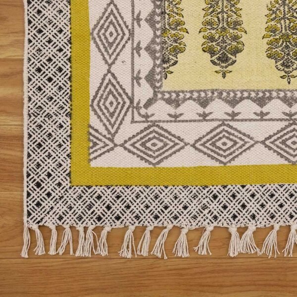 Gray Cotton Floral Handmade Area Rug - Image 5